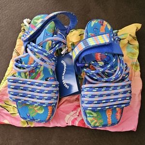 FARM RIO blue macaw platform sandals